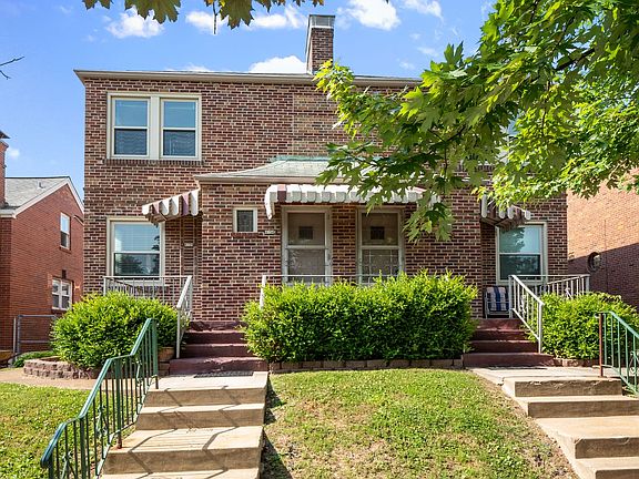2nd image of 4154-56 Fairview Ave #274