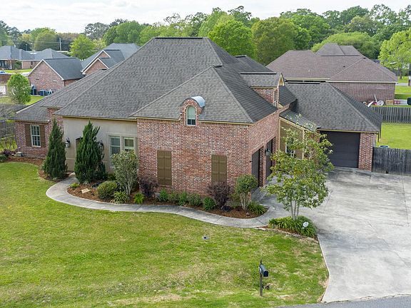 2nd image of 233 Grove Park