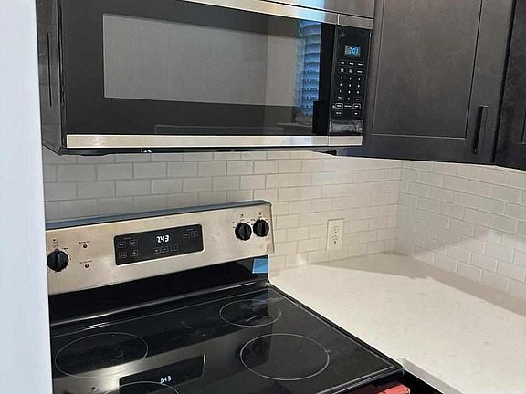 5th image of 16100 Ryedale Rd #2