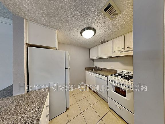 5th image of 145 Oyster Bay Cir APT 350