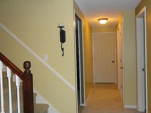 2nd image of 3919 Darwood Dr
