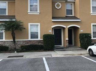2018 Greenwood Valley Dr, Plant City, FL 33563