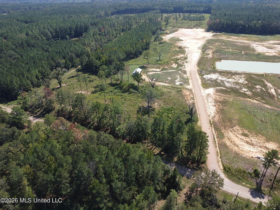 2nd image of 6 Sulphur Springs Rd