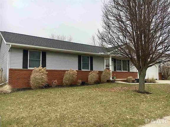2nd image of 817 Dennis Dr