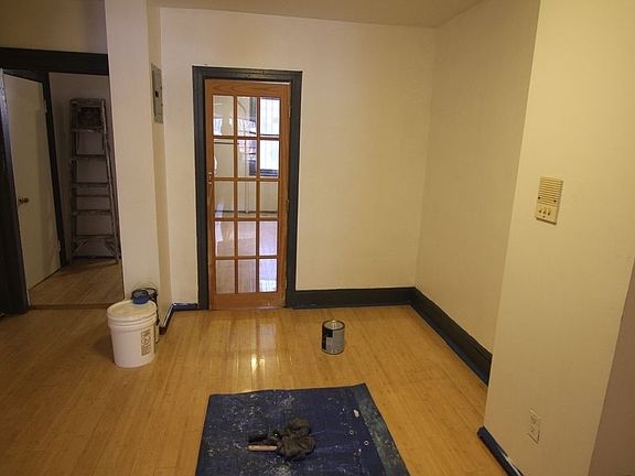 4th image of 290 Saint James Pl APT 1