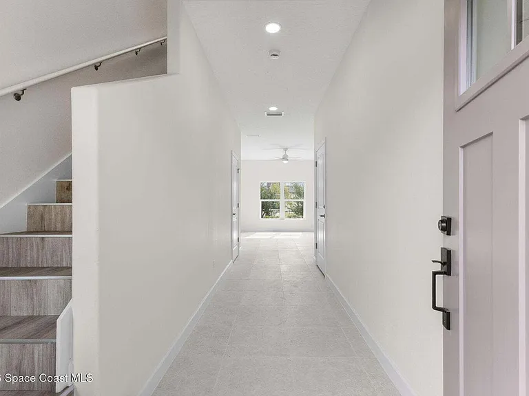 193 Dayton Blvd — Photo 1