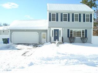 282 Christopher Dr, Springfield, MA 01119