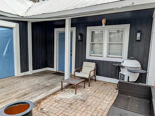 500 10th Ave S #A Photo 1