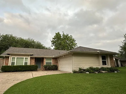 2211 Brook View Ln Photo 1