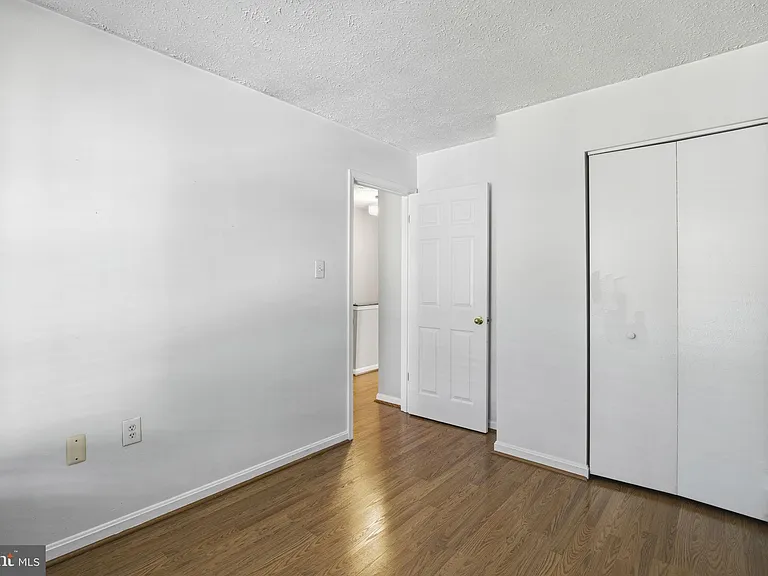 4330 Gilmer Ct — Photo 13
