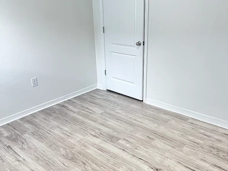 397 Corso Loop — Photo 10