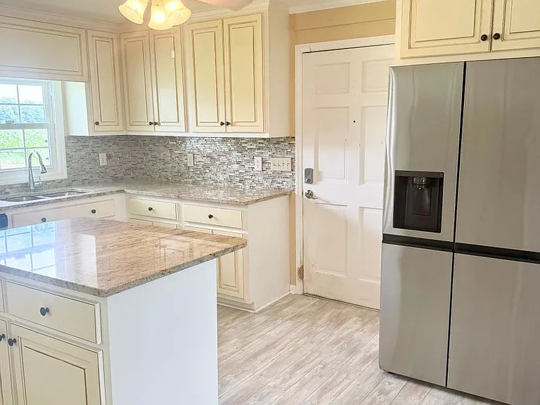 1280 Highway 139 — Photo 10