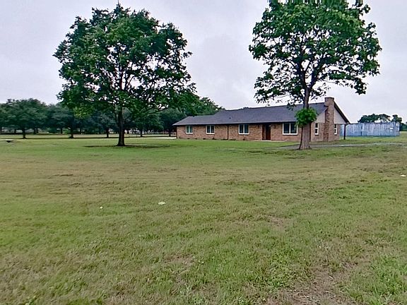 4th image of 423 Fm 2377