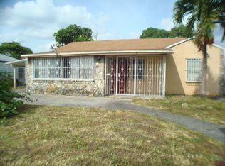 861 SE 4th St, Hialeah, FL 33010