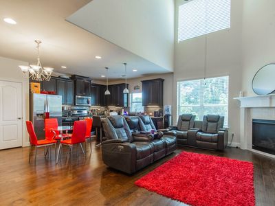 572 Waterloo Dr, Lewisville, TX, 75067