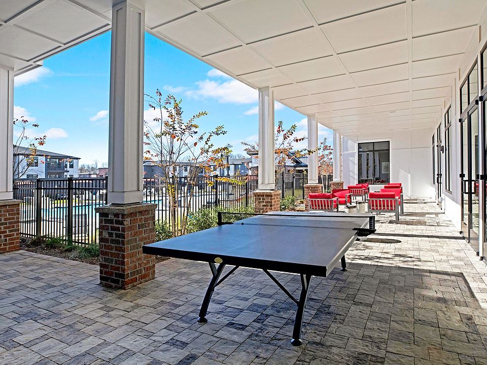 Outdoor Lounge