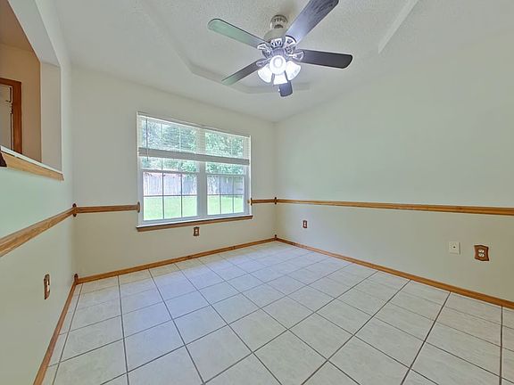 5th image of 2986 Windsor Cir
