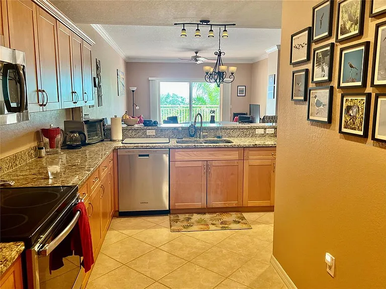 1188 N Tamiami Trl #403 — Photo 9