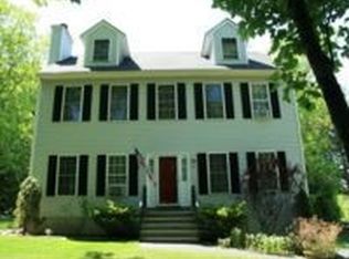 38 Emerald Dr, Danville, NH 03819