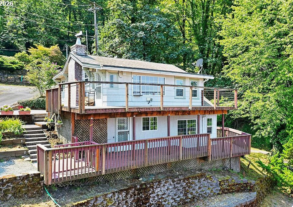 1st image of 3011 NE Rasmussen Rd