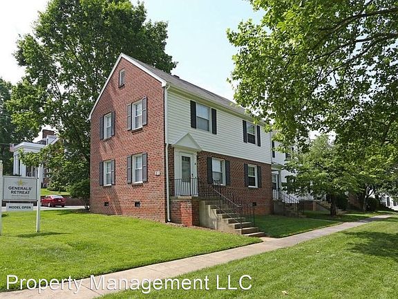 2nd image of 207 E Nelson St #211D