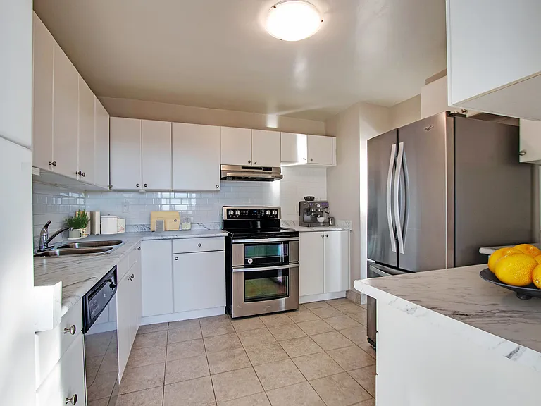 55 Livingston Rd — Photo 8