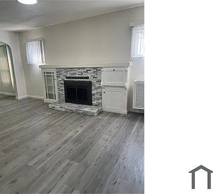 4 bed, 1423 sqft, $4,400 — Photo 2