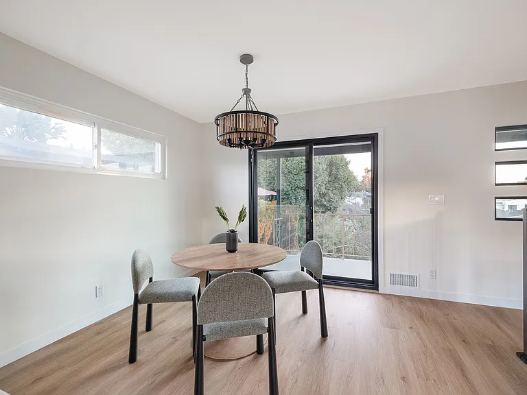 2807 Dale St — Photo 20