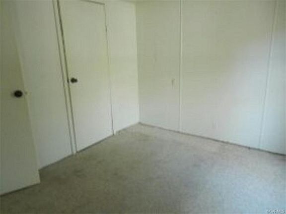5th image of 17004 Lansmill Dr
