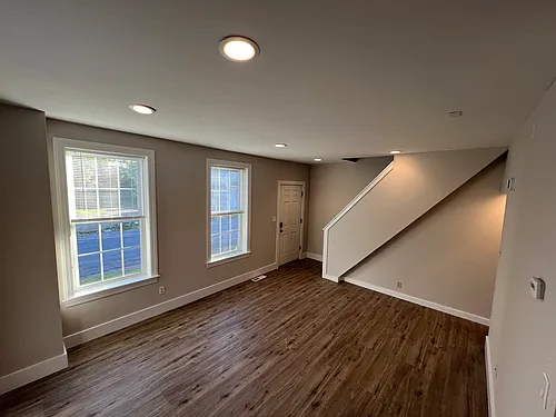 15 Charles St Photo 1
