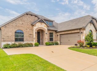 126 Quail Run Rd, Red Oak, TX 75154