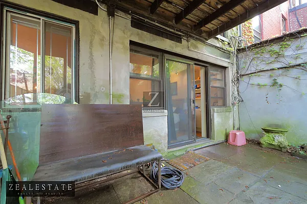 Rented by ZealEstate Group Inc | media 19