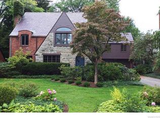 117 Ruskin Rd, Amherst, NY 14226