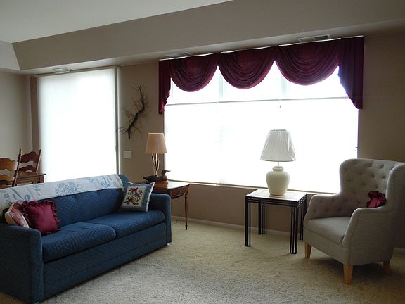 5th image of 11735 Wembley Dr