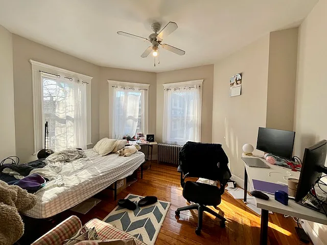 140 Brooks St #2 — Photo 3