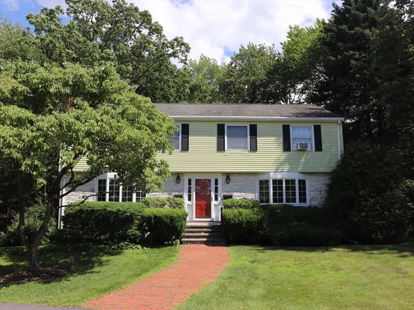 7 Lincoln Cir #7, Natick, MA 01760