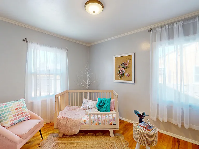 7827 Rhodes Ave — Photo 11