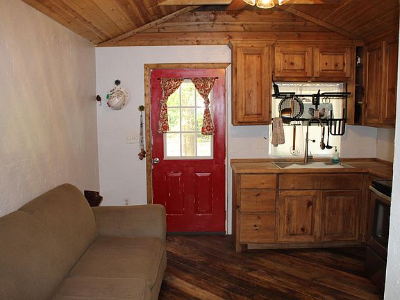 4th image of 80 Pedernales Ct