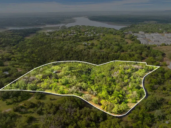 525 Soda Creek Rd, Spicewood, TX 78669