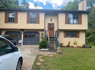 277 Pilgrim Ln, Powder Springs, GA 30127