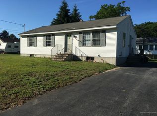 31 Grayson St, Biddeford, ME 04005