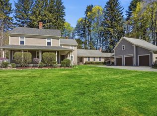 671 Main St, Medfield, MA 02052