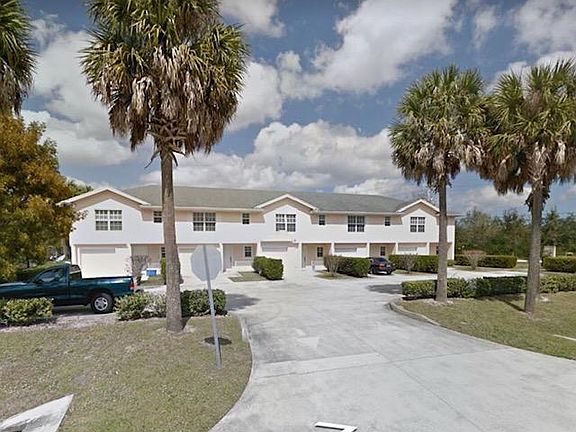 2nd image of 905 SW McHord Ave