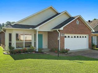410 Twin Lks N, Clinton, MS 39056