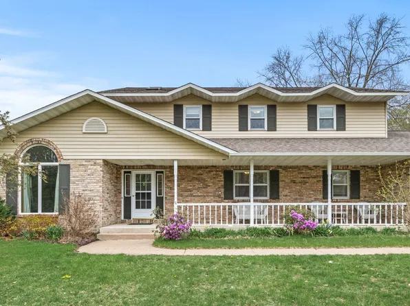 422 Southwood Court, Eau Claire, WI 54701