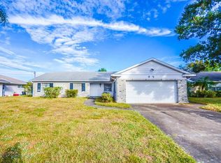 3911 Fontainebleau Dr, Rocky Point, FL 33634