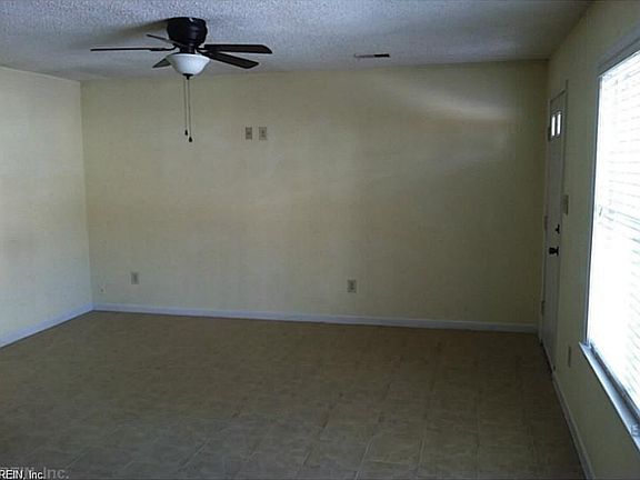 5th image of 509 25th St APT C