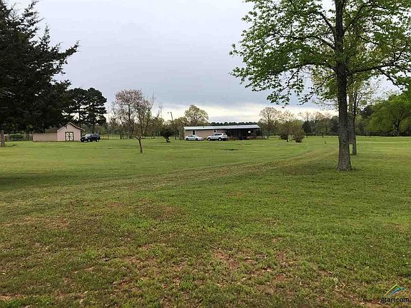 2nd image of 695 County Road 3402