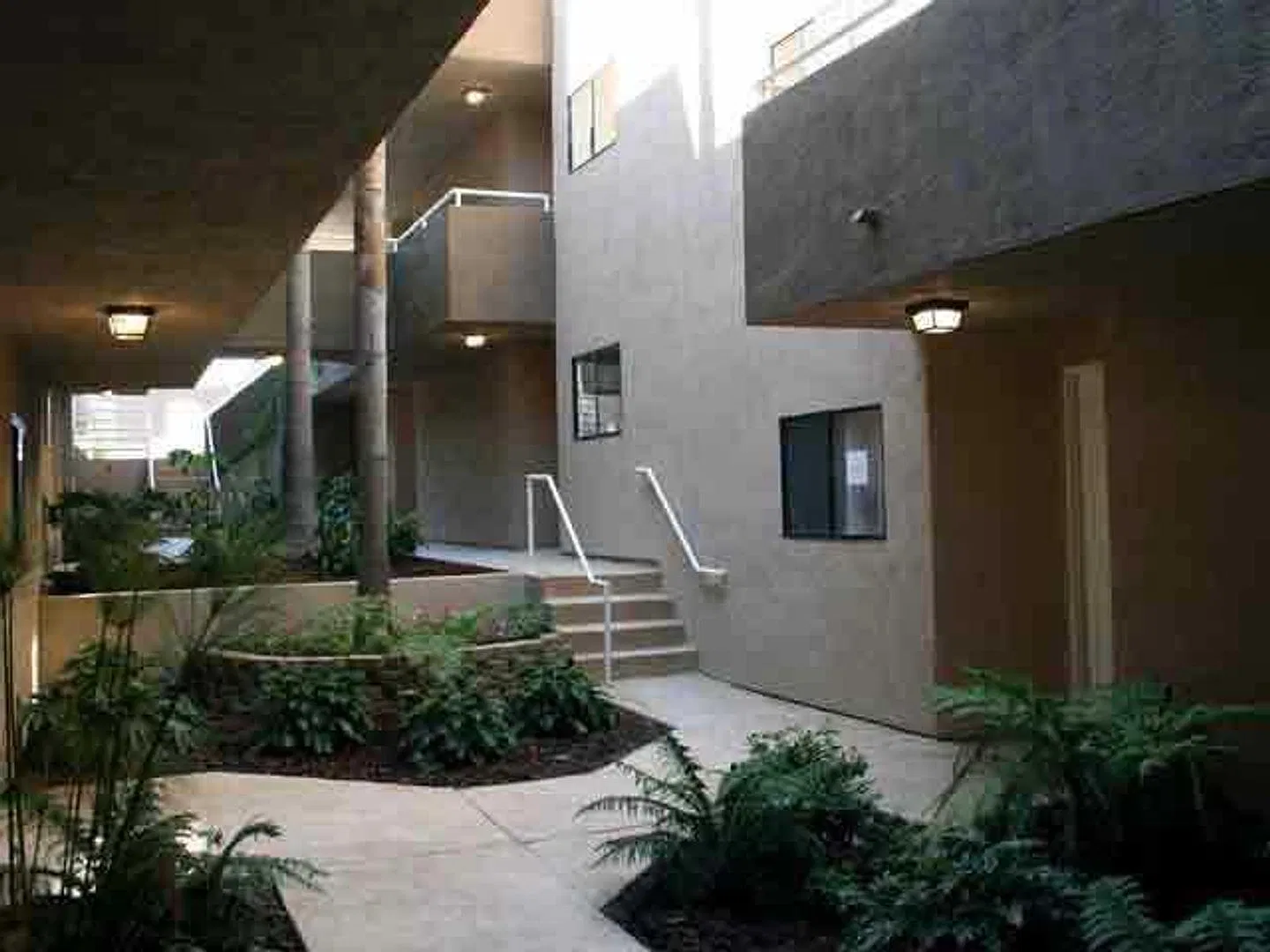 Newer condo near SDSU! — Photo 3