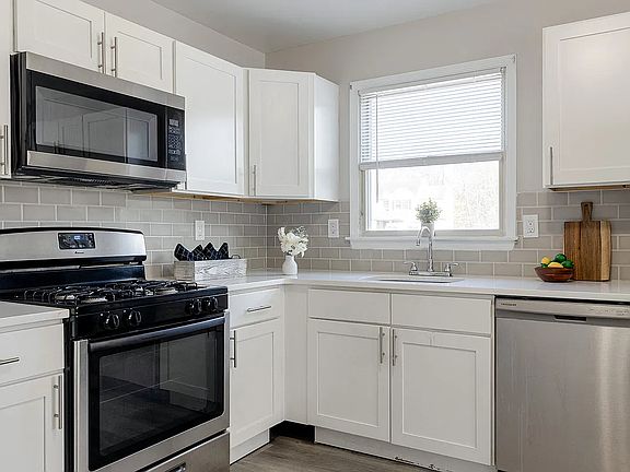 3rd image of 101 Griggs Dr #5203fc33c